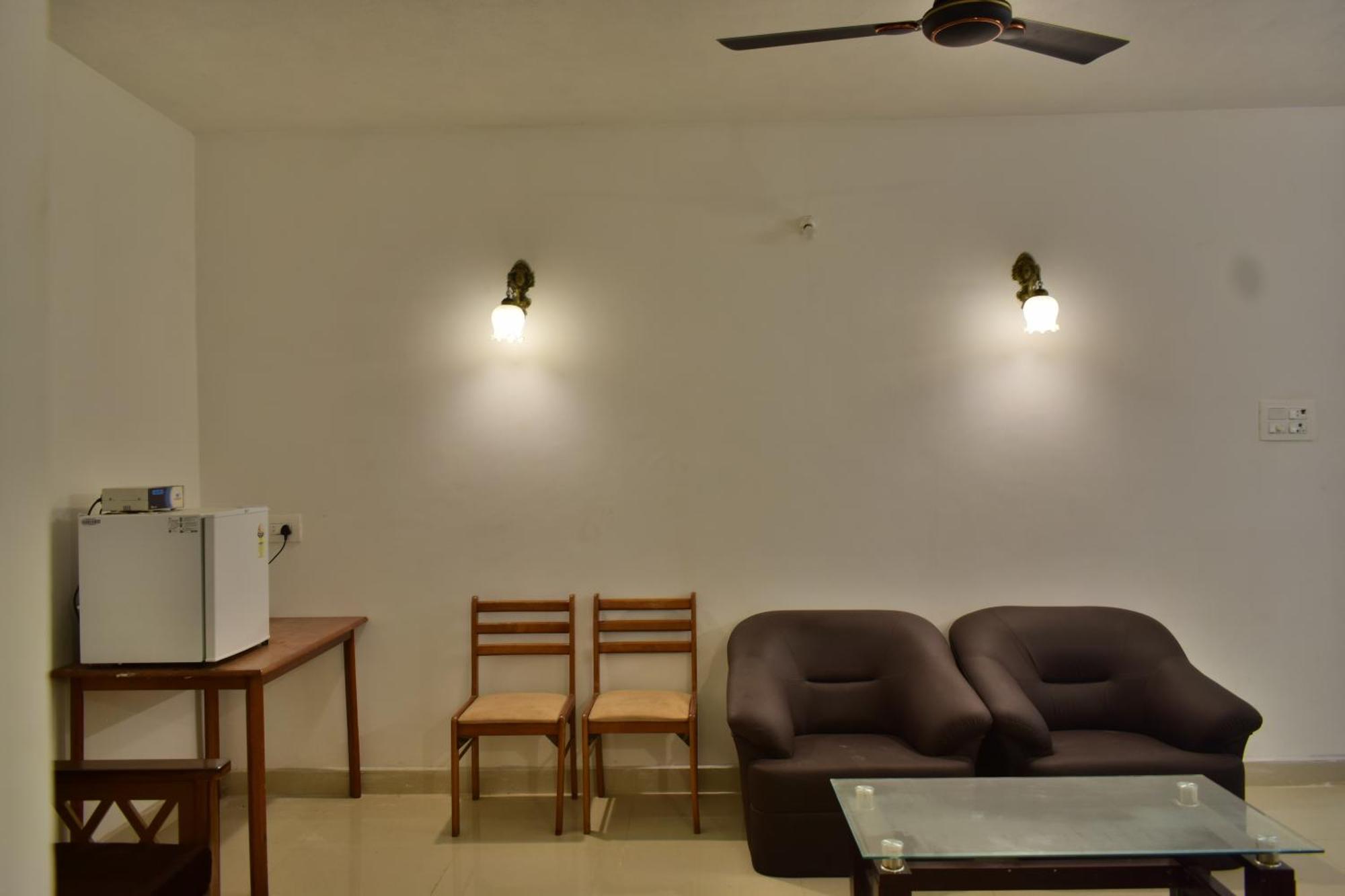 Silent Waters Resorts Yelagiri Esterno foto