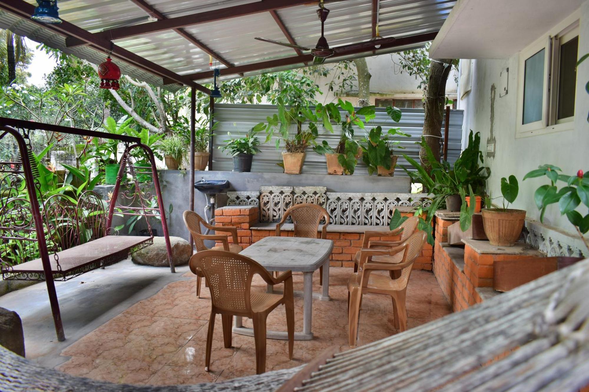 Silent Waters Resorts Yelagiri Esterno foto