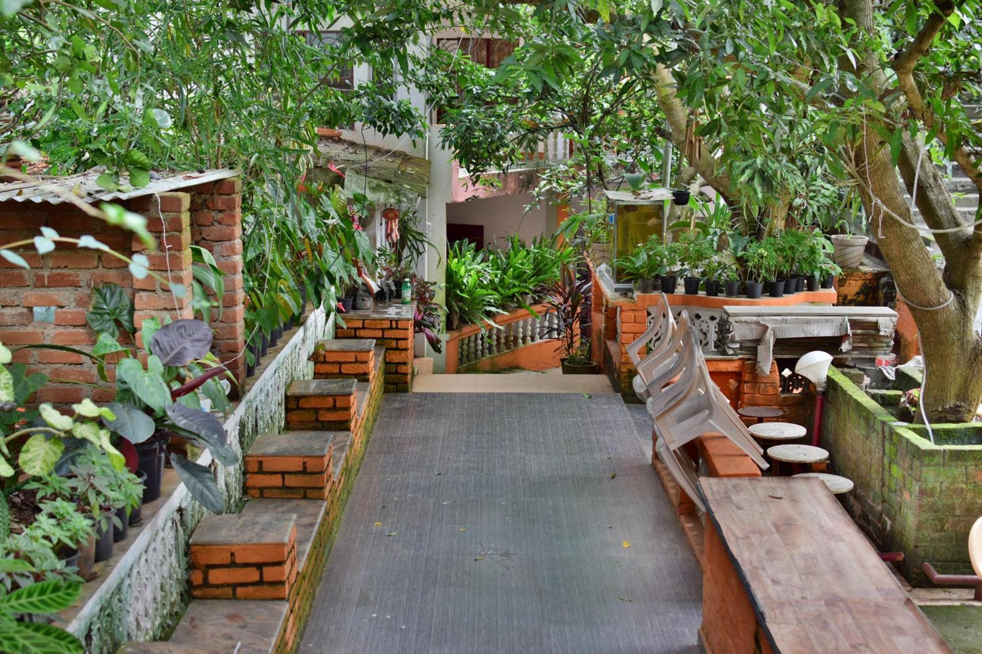 Silent Waters Resorts Yelagiri Esterno foto