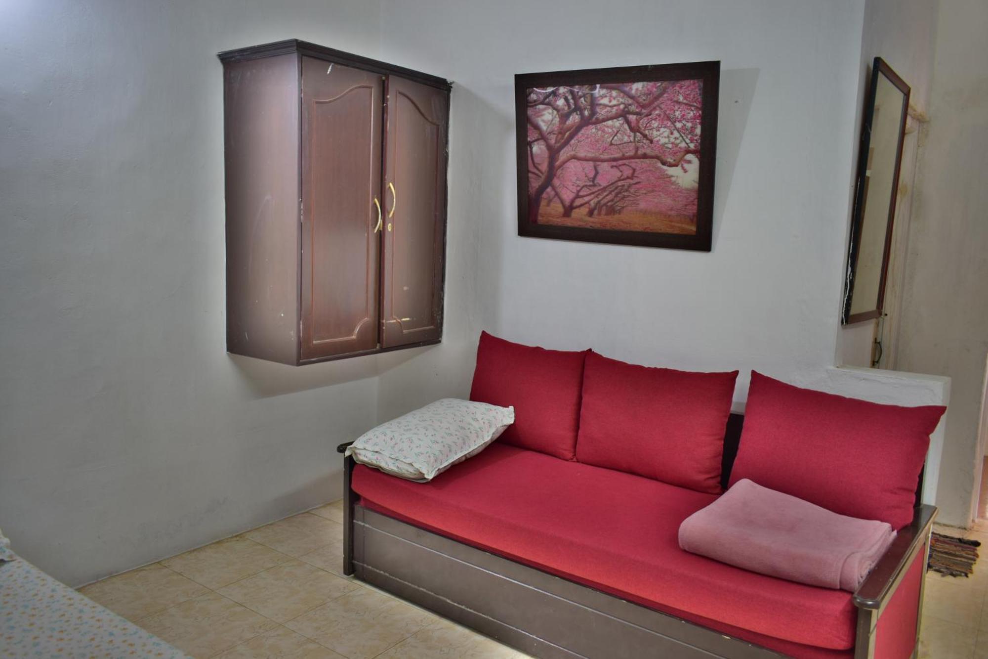 Silent Waters Resorts Yelagiri Esterno foto